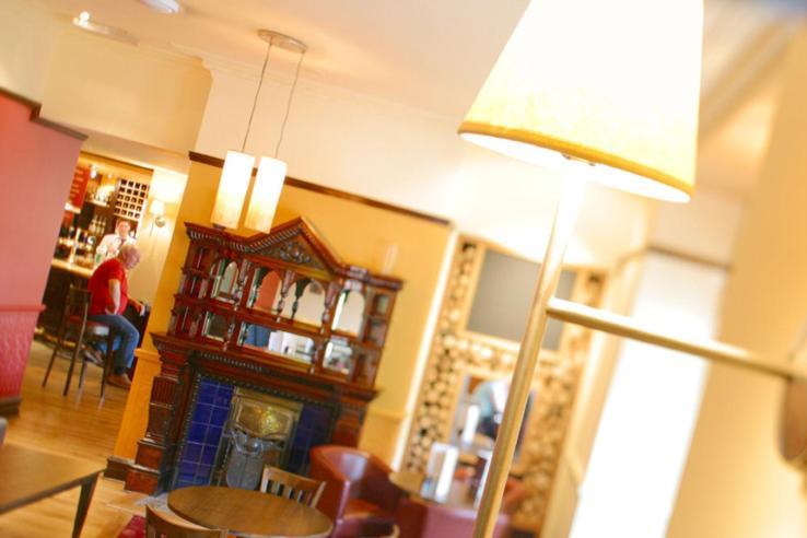 Church Guesthouse Cardiff Luaran gambar