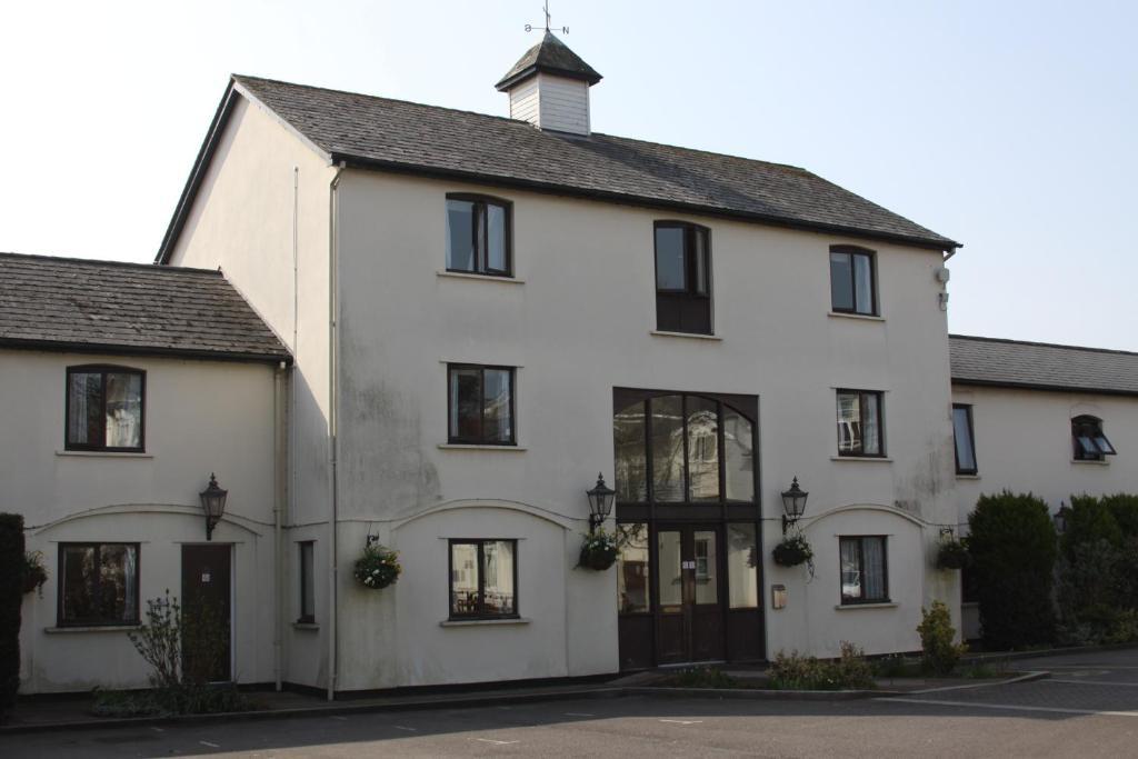 Church Guesthouse Cardiff Luaran gambar