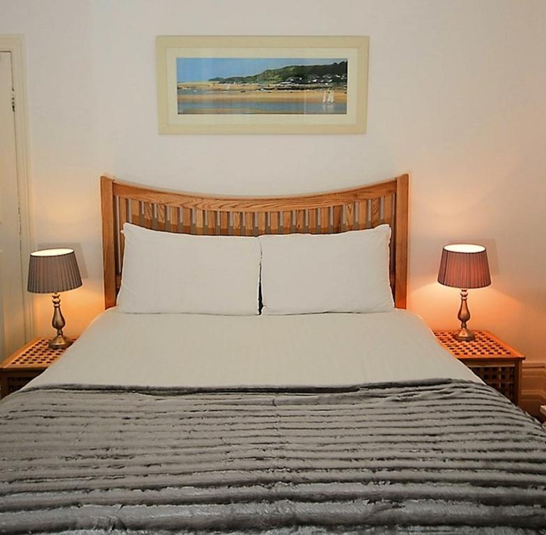 Church Guesthouse Cardiff Luaran gambar