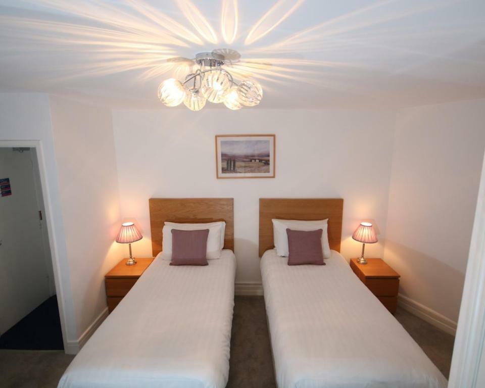 Church Guesthouse Cardiff Luaran gambar